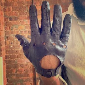 100% authentic Italian drivers gloves